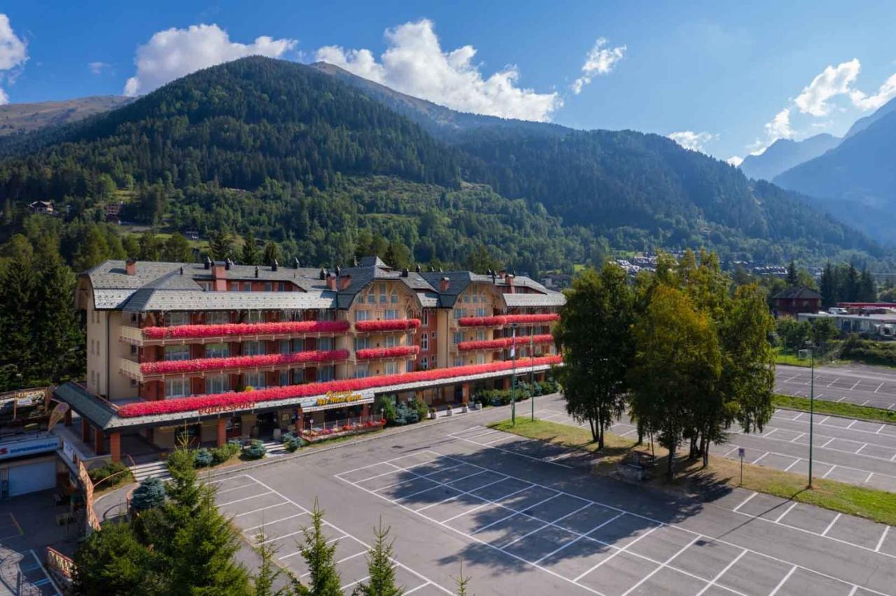 Residence Club Ponte Di Legno Exterior foto